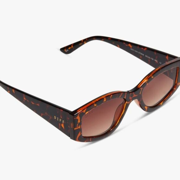 Diff Eyewear Kai Sunglasses- Dark Tortoise Brown Gradient main image 5
